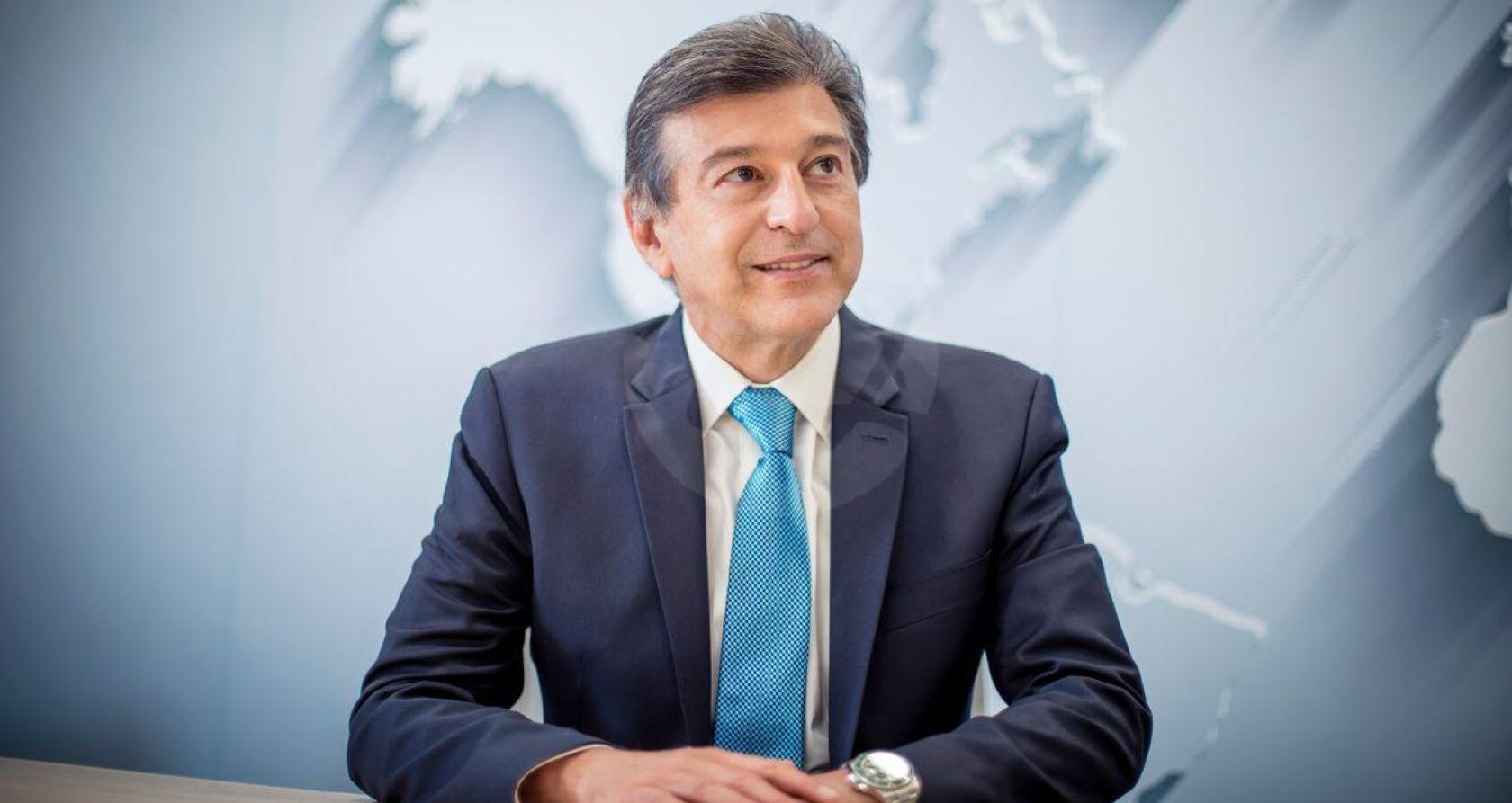 Flávio Bolsonaro anuncia Claudio Lottenberg para ministro da Saúde se for eleito