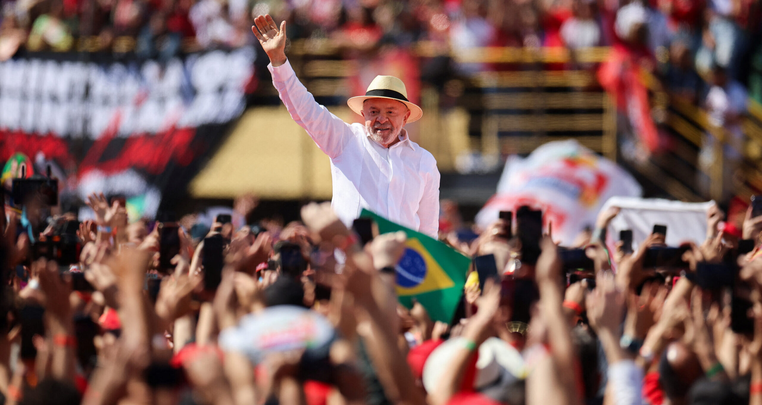 Lula inicia campanha de 2026 com foco em trabalhadores de aplicativos e emprego formal