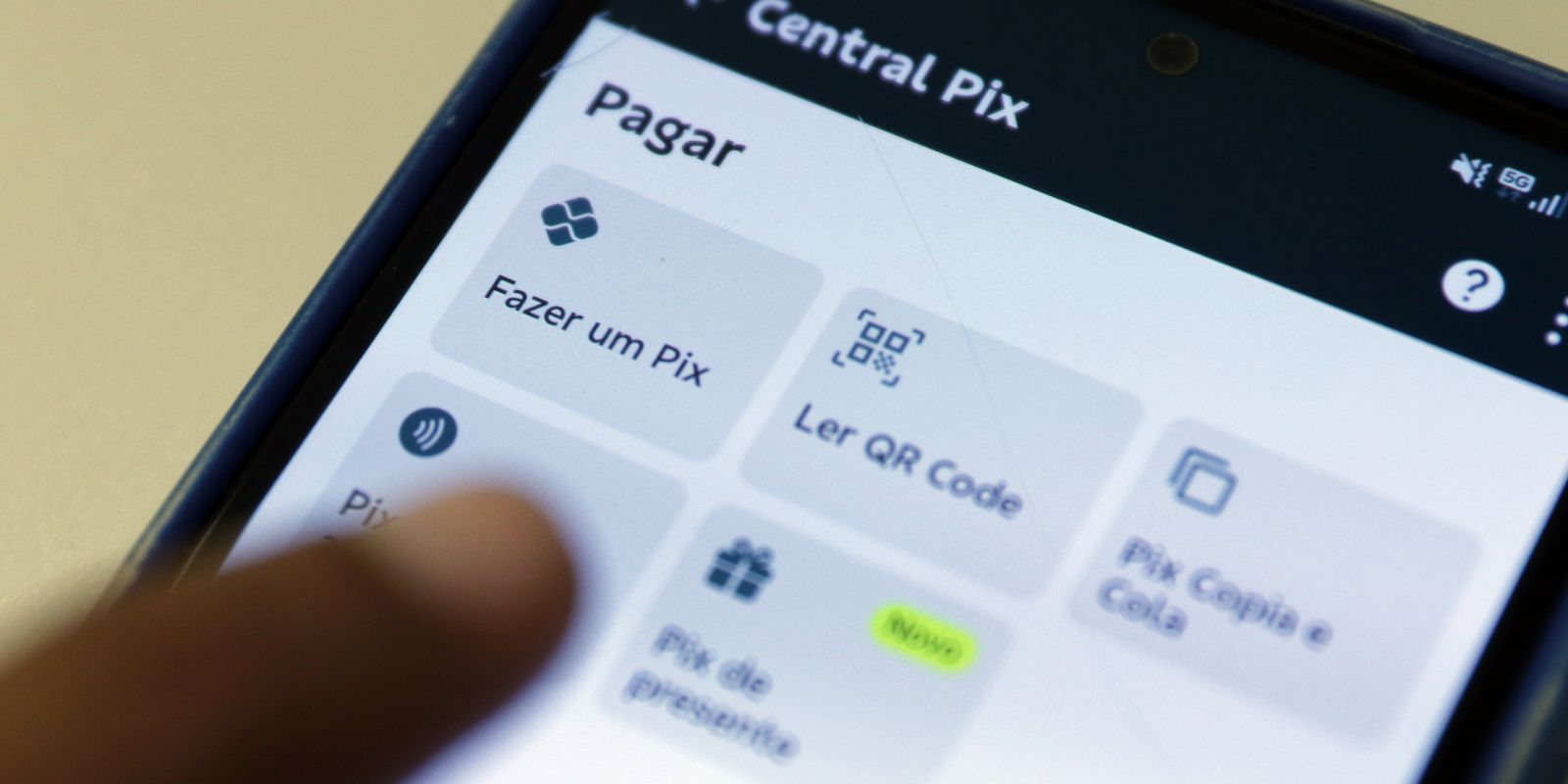 Pix enfrenta instabilidade neste domingo e registra 13.861 reclamações