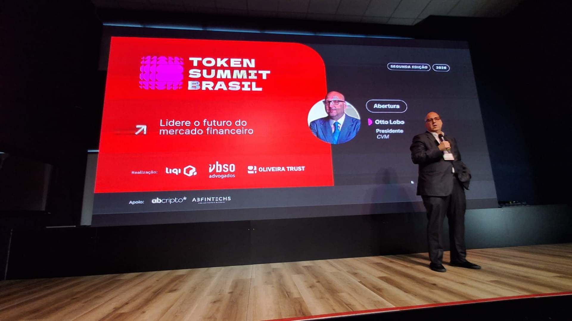 CVM prepara testes de inteligência artificial na fiscalização do mercado