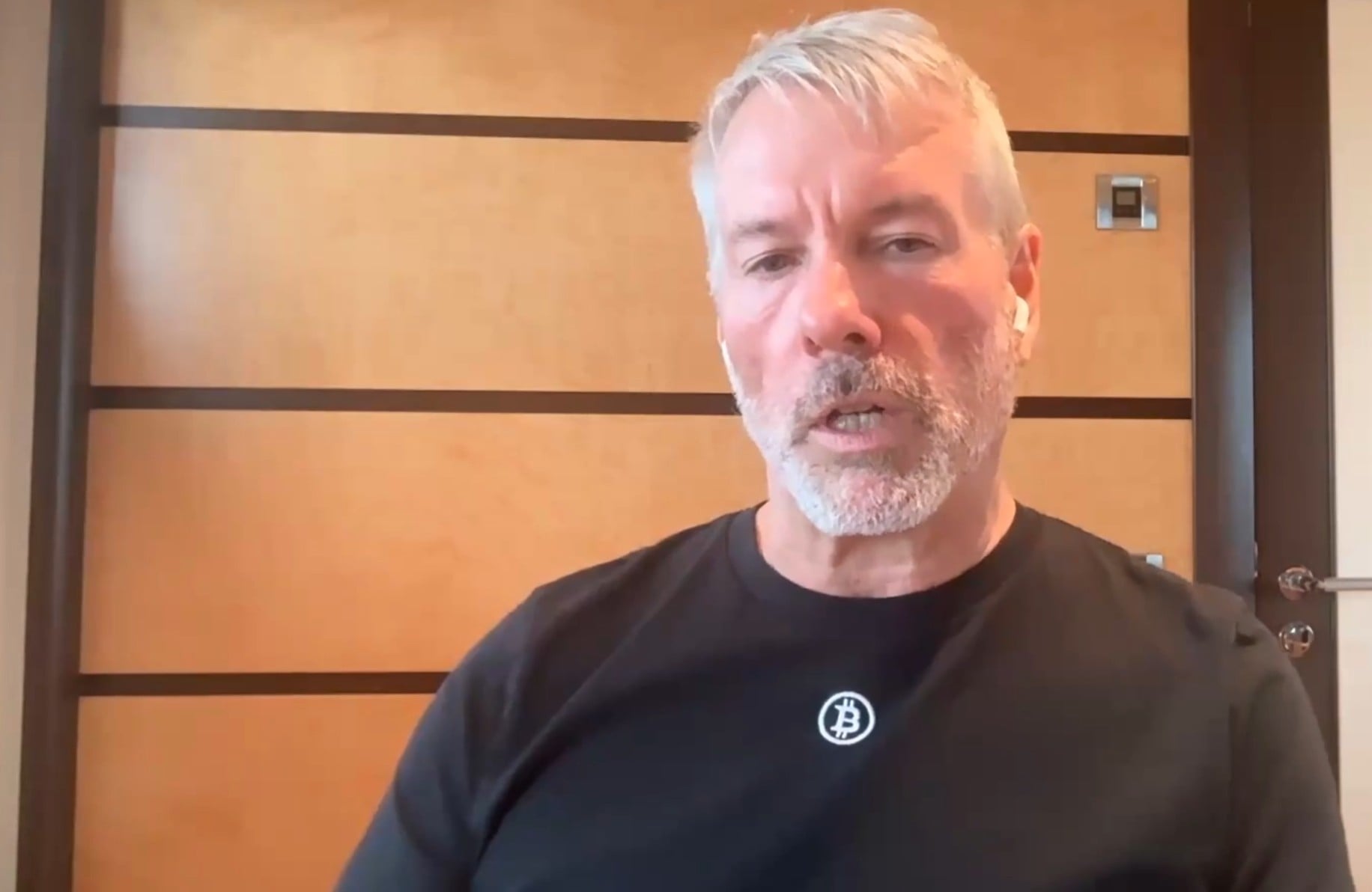 Saylor defende adoção em massa como proteção para cripto além do Clarity Act