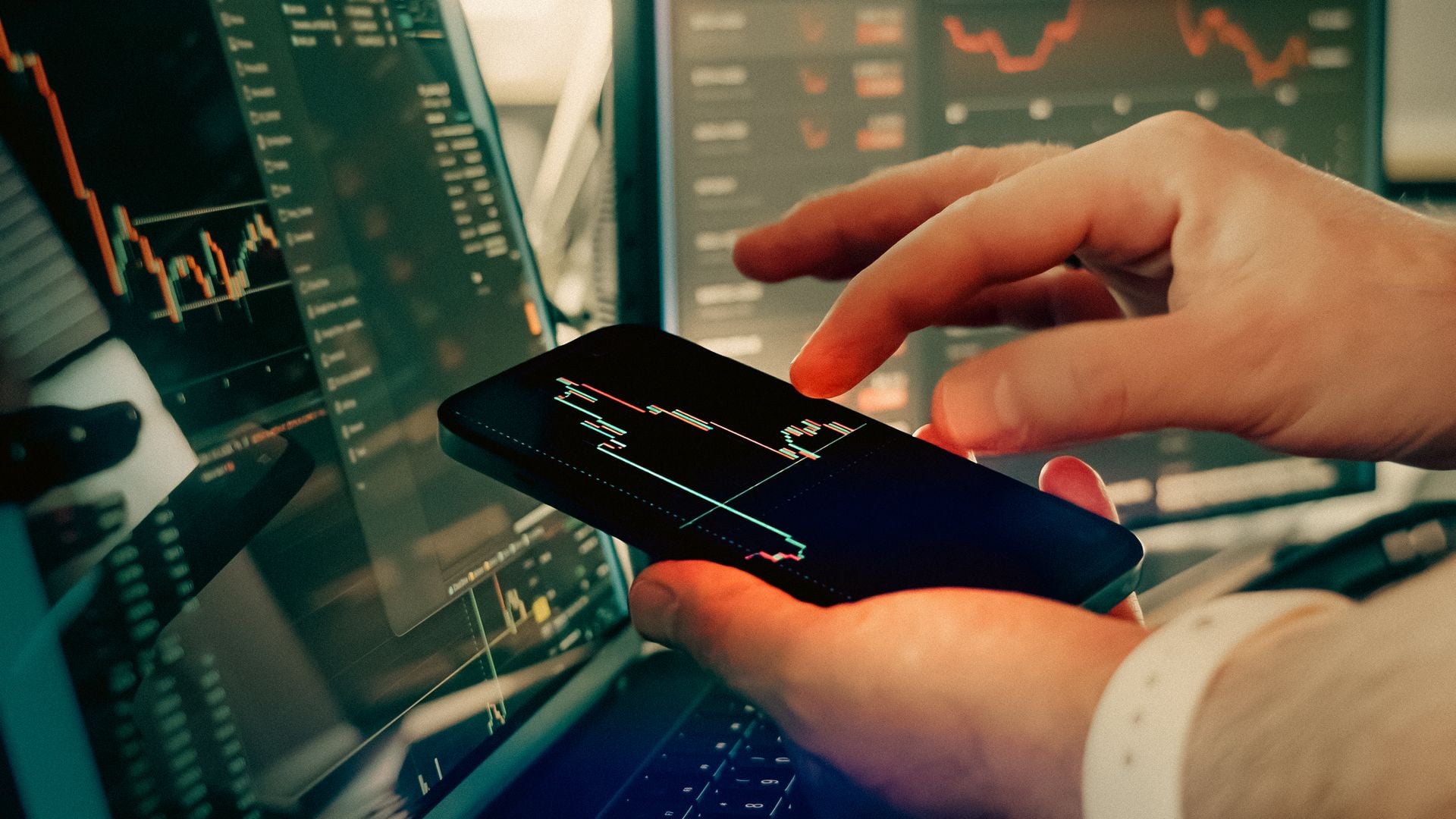Bitcoin supera US$ 86 mil, e Benjamin Cowen admite erro ao prever queda até outubro