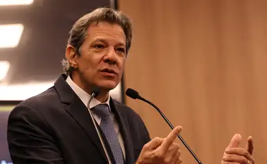 Durigan diz que governo buscará cumprir meta fiscal com diálogo e medidas de ajuste - imagem 3