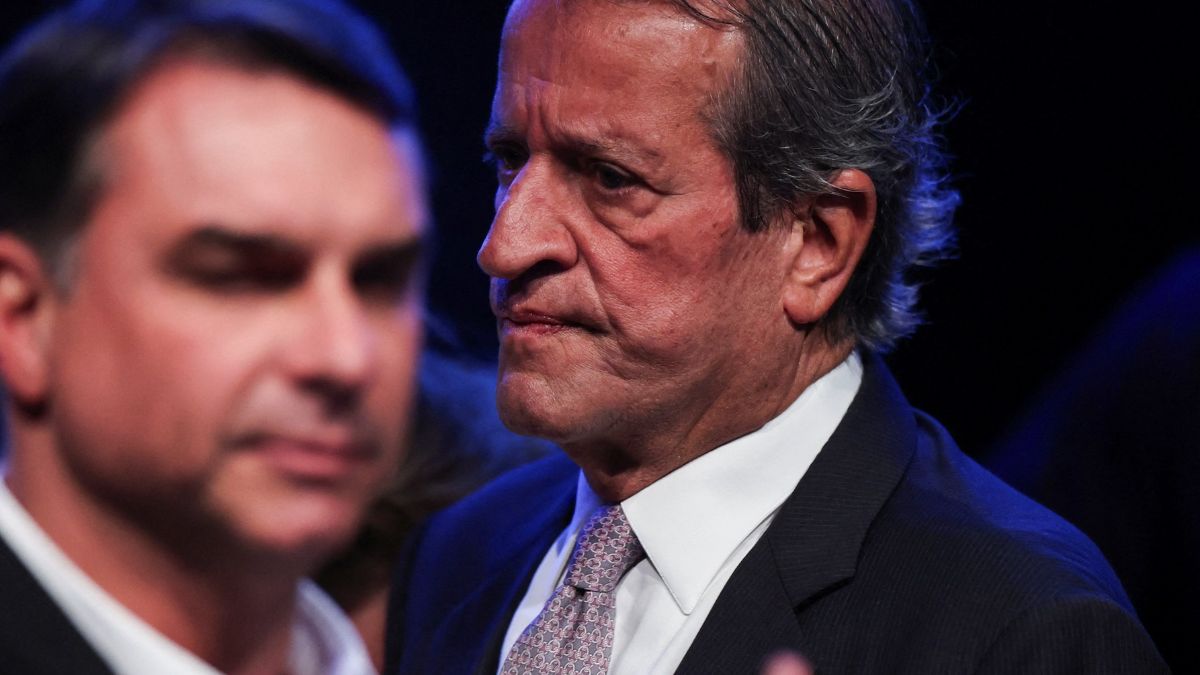 PL reconhece vitória de Lula; Flávio Bolsonaro anuncia que pedirá cassação