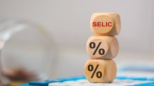 Legacy prevê início do ciclo de queda da Selic em janeiro e destaca NTN-B como melhor aposta - Imagem do artigo original