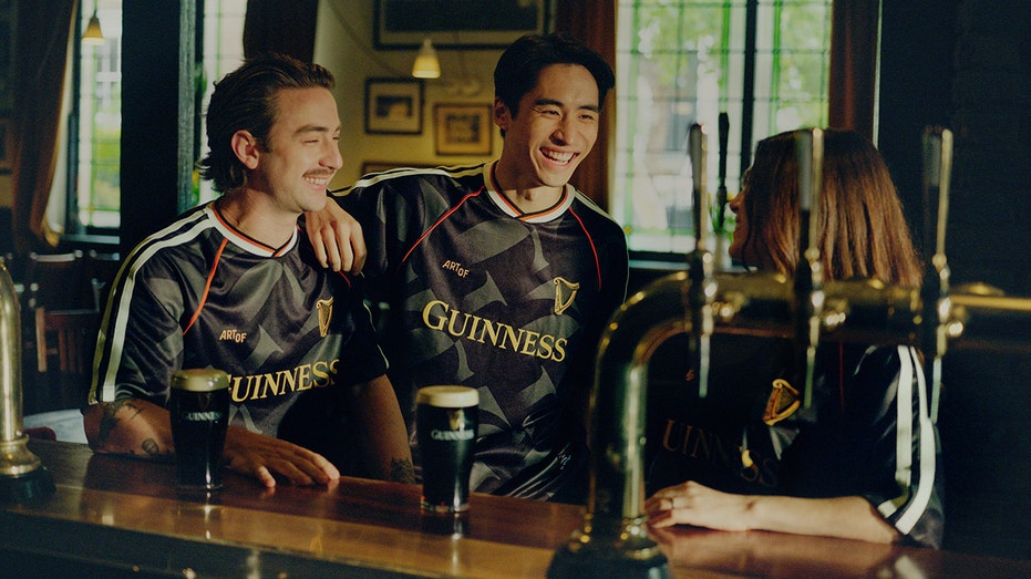 Guinness aposta em camisa exclusiva na América do Norte para aquecer marca antes da Copa de 2026 - Imagem do artigo original