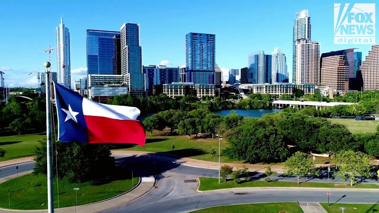 Texas supera Califórnia em sedes da Fortune 500 em meio a proposta de imposto único para bilionários - Imagem do artigo original