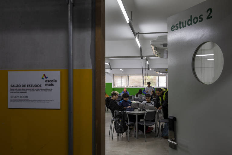 Expansão do ensino integral pressiona orçamento público e levanta debate sobre eficiência dos investimentos em educação - Imagem do artigo original