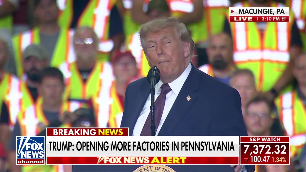 Trump visita fábrica da Mack Trucks na Pensilvânia e enfatiza retomada industrial dos EUA - Imagem do artigo original