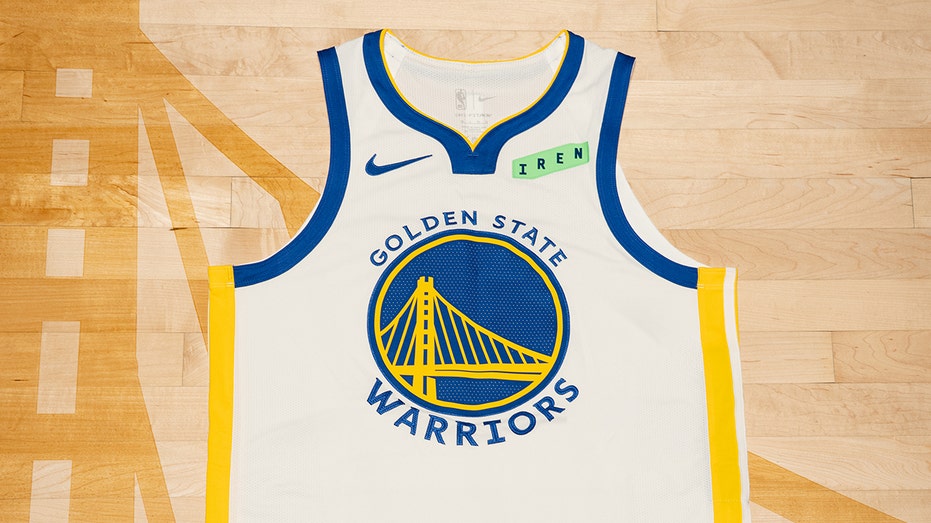 Warriors fecham patrocínio de US$ 50 mi por ano com Iren e estabelecem novo recorde na América do Norte - Imagem do artigo original