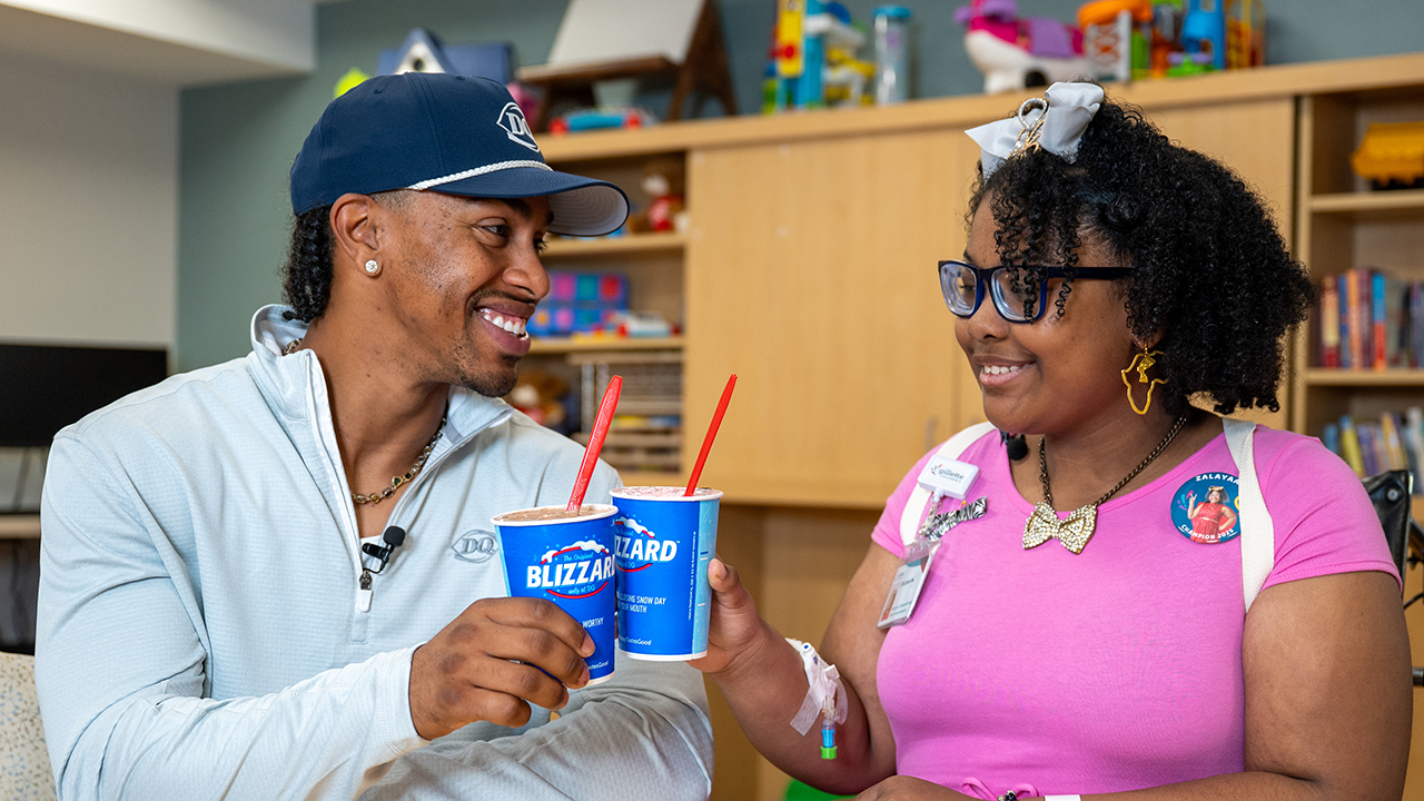 Francisco Lindor apoia “Miracle Treat Day” da Dairy Queen em prol de hospitais infantis - Imagem do artigo original