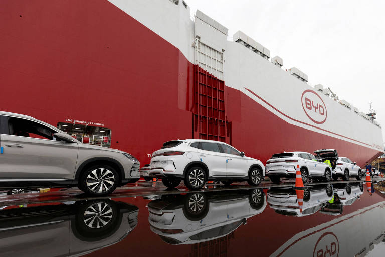 Governo antecipa para 2027 imposto de 35% sobre kits de carros elétricos - Imagem do artigo original