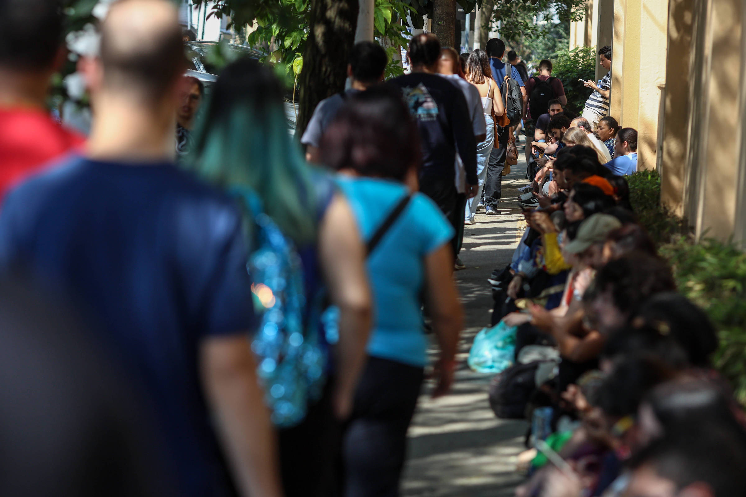 CNU 2025 registra 761,5 mil inscritos para 3,6 mil vagas, bem abaixo do total de 2024