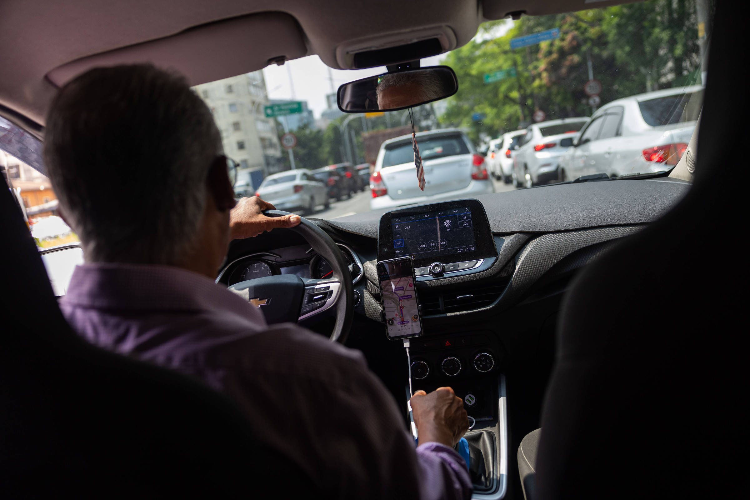 Transporte por aplicativo acumula inflação de 44,49% em 12 meses, maior desde 2022
