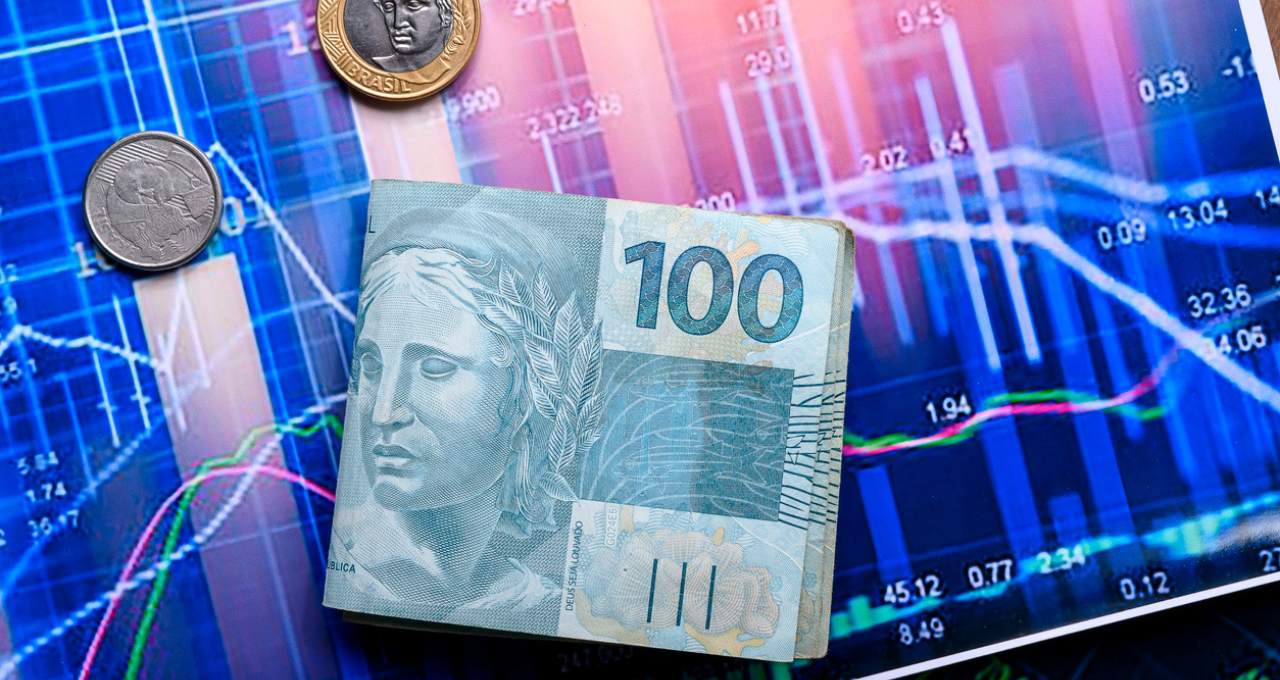 Ágora troca Porto Seguro por Caixa Seguridade e aponta 5 ações com dividendos de até 11% em agosto