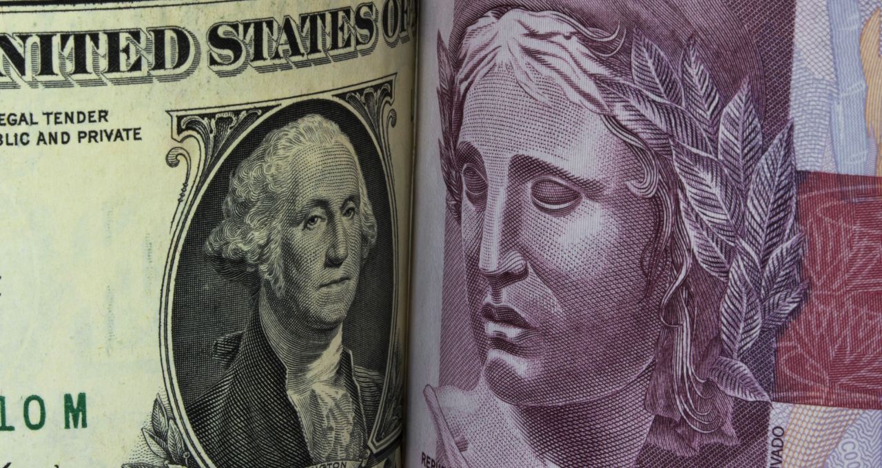 Dólar fecha a R$ 5,54 após payroll fraco nos EUA e renúncia de diretora do Fed - Imagem do artigo original
