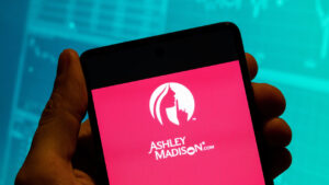 Ashley Madison abandona foco em infidelidade e adota “encontros discretos” em nova estratégia