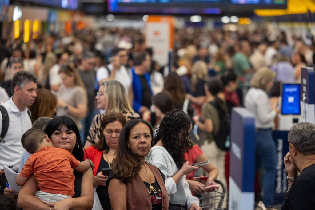 [Mercado Financeiro] Processos por cancelamento de voos disparam 77% em três anos, mostra CNJ