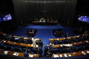 Senado aprova corte temporário de PIS/Cofins para indústria química com impacto de R$ 3,1 bilhões