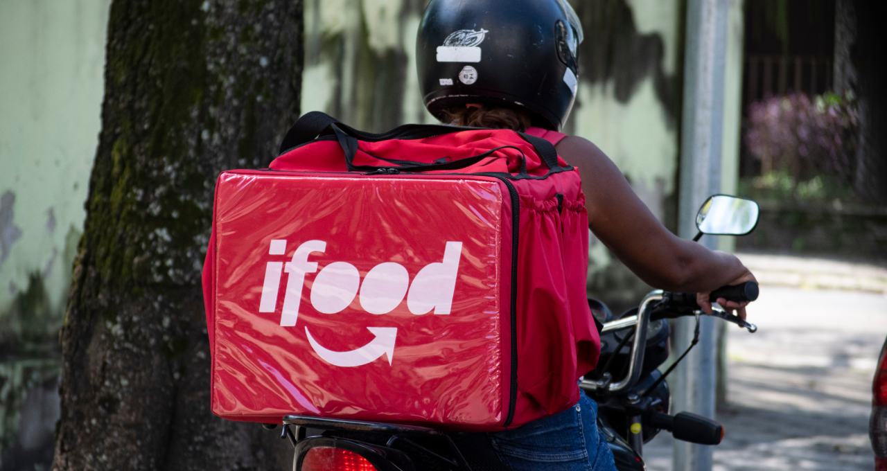 BTG Pactual vê iFood com mais de 70% do delivery de restaurantes, mas alerta para avanço da concorrência - Imagem do artigo original