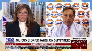Ministros das Finanças do G7 avaliam liberar reservas emergenciais de petróleo após disparada de preços