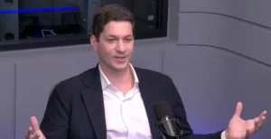 Erosão do petrodólar fortalece tese do Bitcoin como reserva de valor, afirma CIO da Hashdex