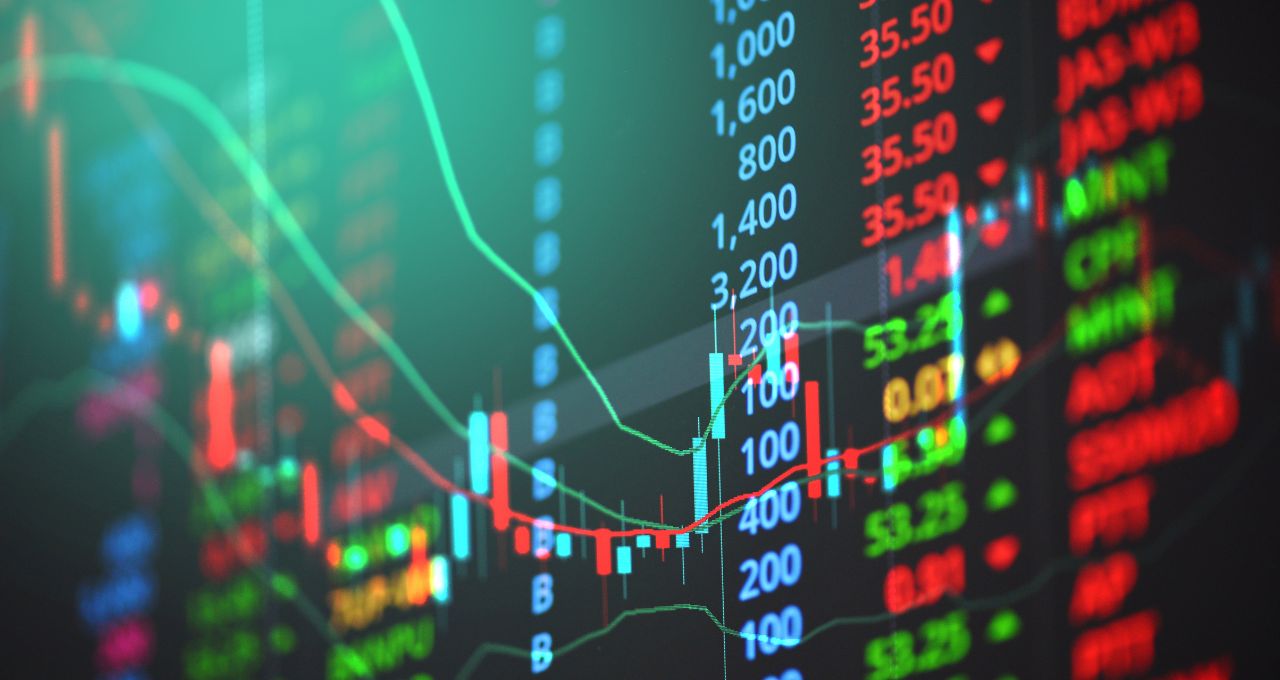 Copom reduz Selic para 14,50% e mercado prevê leve alta do Ibovespa e do dólar, com pressão nos juros curtos - Imagem do artigo original