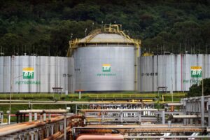 Petrobras descarta defasagem de preços e reafirma estratégia sem periodicidade fixa