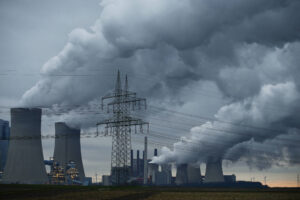 Ministros de cinco países da UE defendem novo imposto sobre lucros extraordinários de empresas de energia