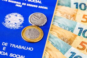 Economistas avaliam efeitos do projeto que extingue escala 6×1 e reduz jornada para 40 horas semanais