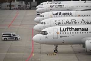 Lufthansa elimina 20 mil voos na Europa para poupar combustível após alta de custos