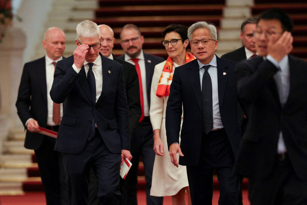 [Mercado Financeiro] CEOs acompanham Trump à China em busca de alívio para entraves comerciais