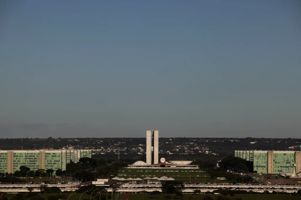 [Estratégias de investimento] Governo acelera pacote de estímulos de R$ 190 bi e mercado monitora efeitos sobre consumo e Bolsa