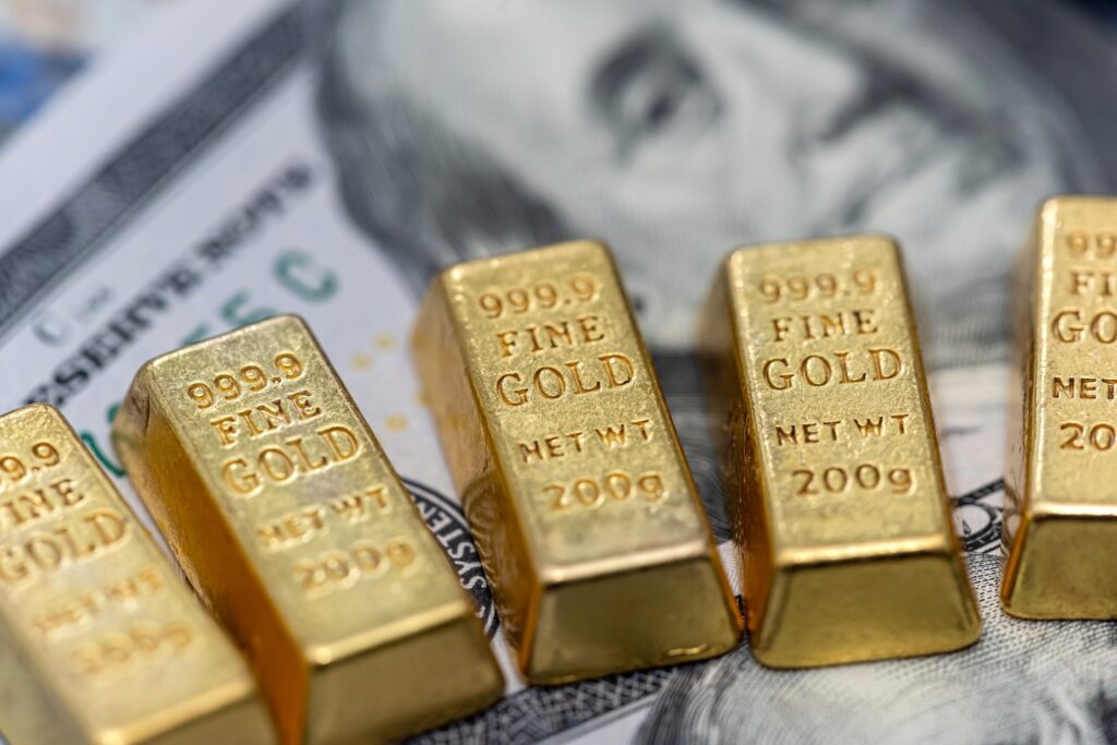 [Mercado Financeiro] Ouro perde a marca de US$ 4,5 mil em meio a incertezas sobre possível acordo EUA-Irã