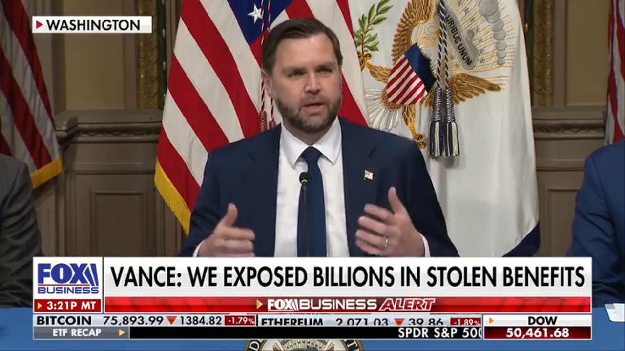 Força-tarefa contra fraudes, capitaneada por JD Vance, pode aliviar déficit e reforçar a Previdência dos EUA, diz Trump - Imagem do artigo original