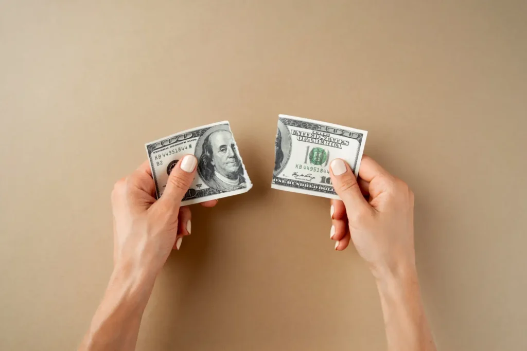 [Estratégias de investimento] Fundos internacionais encolhem em número de cotistas mesmo com dólar 9% mais barato