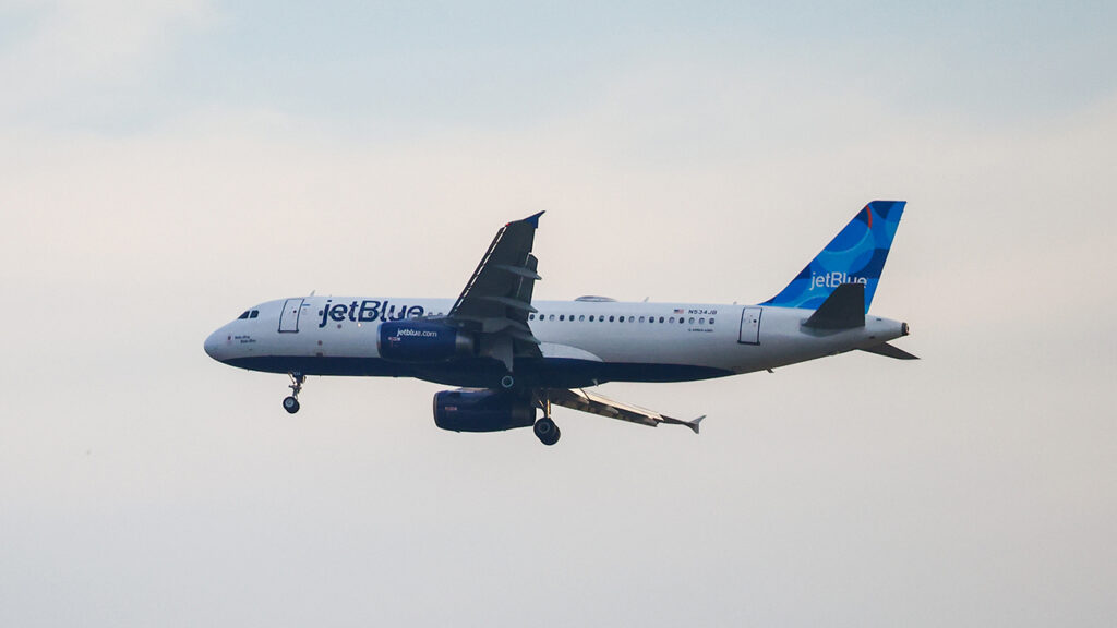 [Dificuldades e desafios] Incidente com voo da JetBlue acende alerta para riscos operacionais e impacto no setor aéreo