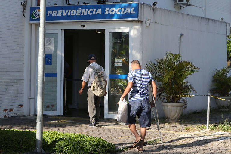 INSS desloca servidores e pausa novas revisões do BPC para enfrentar fila de 2,2 milhões de pedidos - Imagem do artigo original