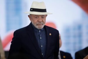 Fila do INSS: governo promete zerar pedidos atrasados até setembro e acende alerta fiscal
