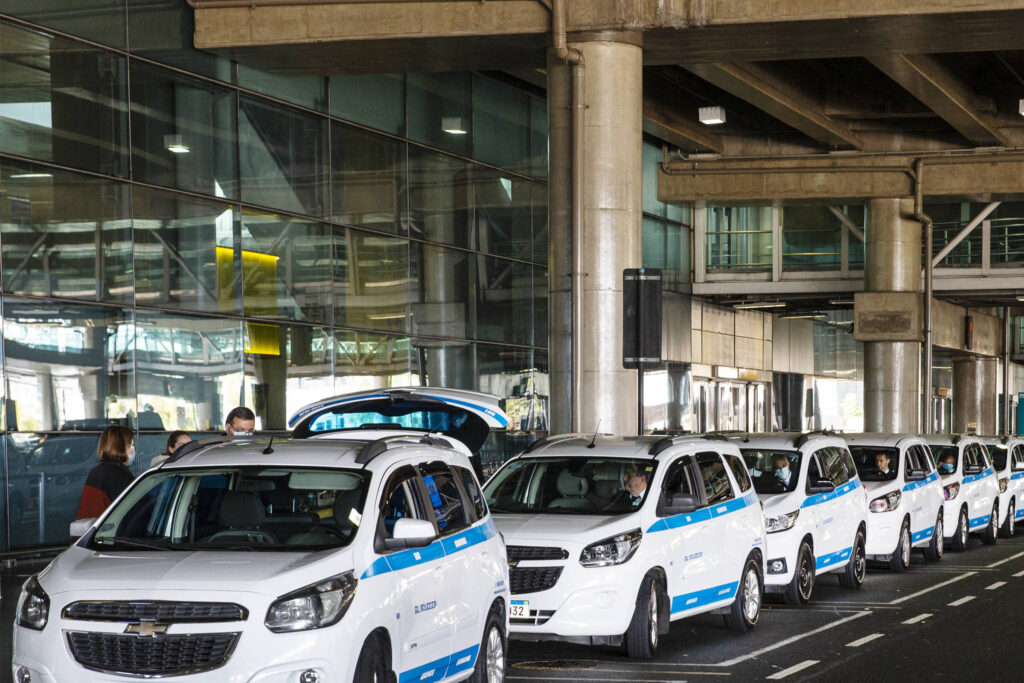 [Mercado Financeiro] Juros reduzidos para taxistas e motoristas de app: entenda como funciona o financiamento do programa Move Brasil