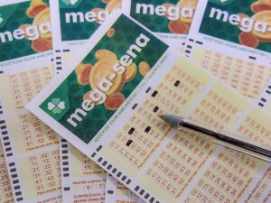 Mega-Sena sorteia R$ 23 milhões hoje; veja chances, custos e o que considerar antes de apostar
