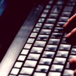 Falsos anúncios do Desenrola Brasil usam redes sociais para aplicar golpes