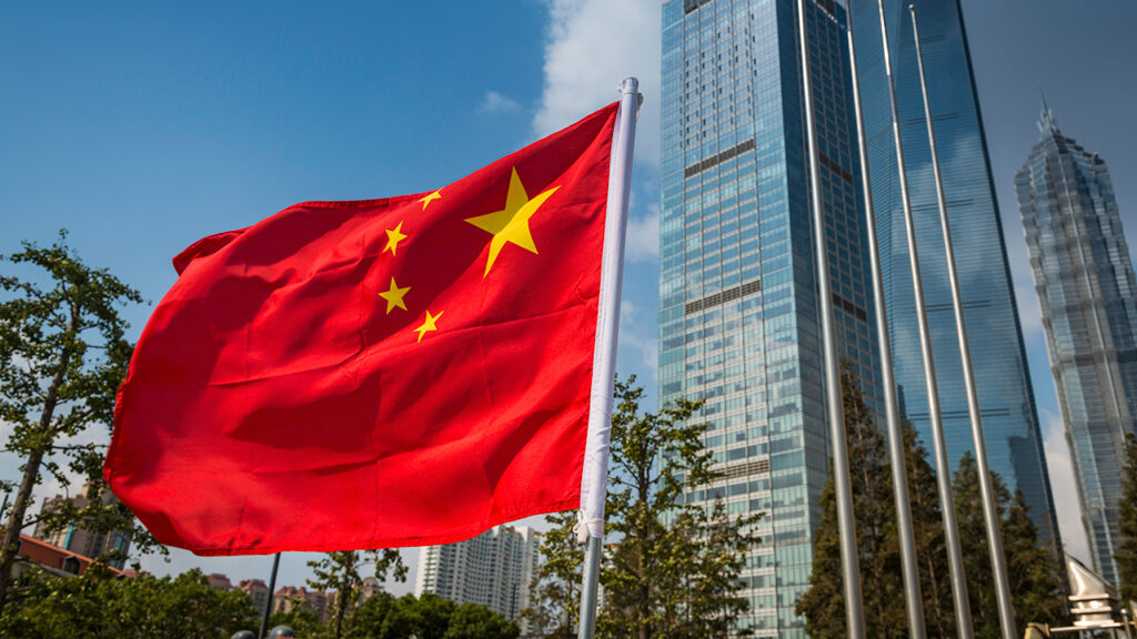 [Renda Fixa] China aperta cerco a chatbots “românticos” e aumenta pressão sobre Alibaba e ByteDance