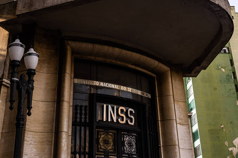 Depósitos do INSS após morte do segurado: por que não sacar e como pedir o valor correto - Imagem do artigo original
