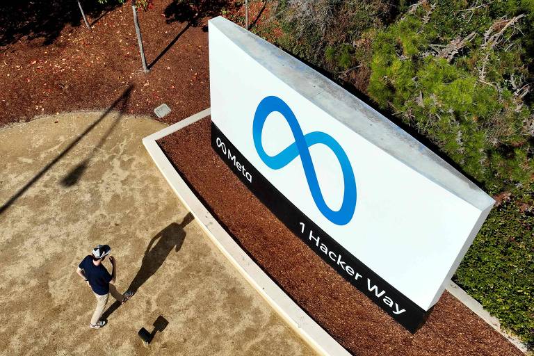 Gigantes de tecnologia dos EUA cortam 140 mil vagas enquanto direcionam bilhões para IA - Imagem do artigo original