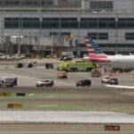 [Dificuldades e desafios] American Airlines tem voo desviado para Dublin após odor suspeito e acende alerta sobre custos operacionais